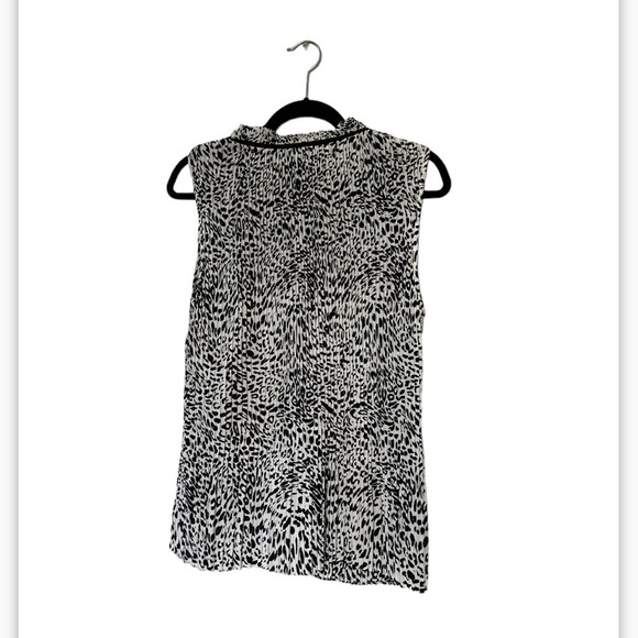 DKNY Animal Print Pleated Tank Workwear Blouse - Picture 3 of 5